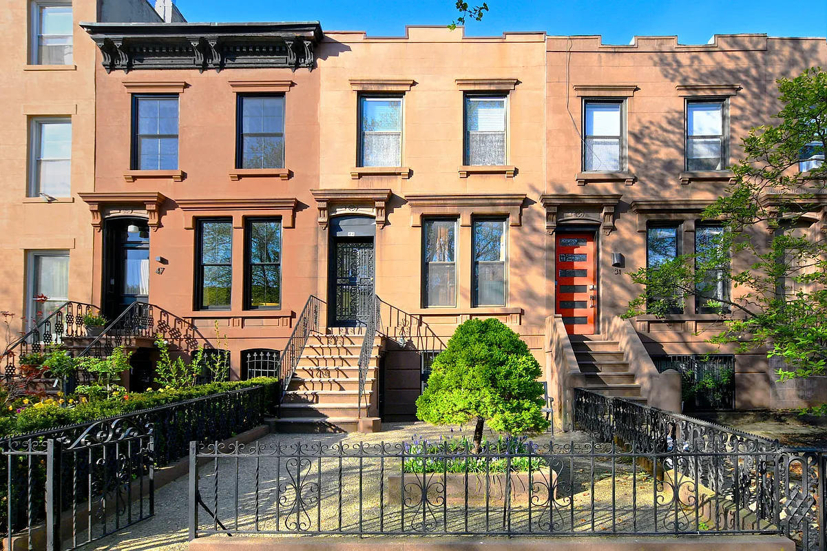 brownstone row house