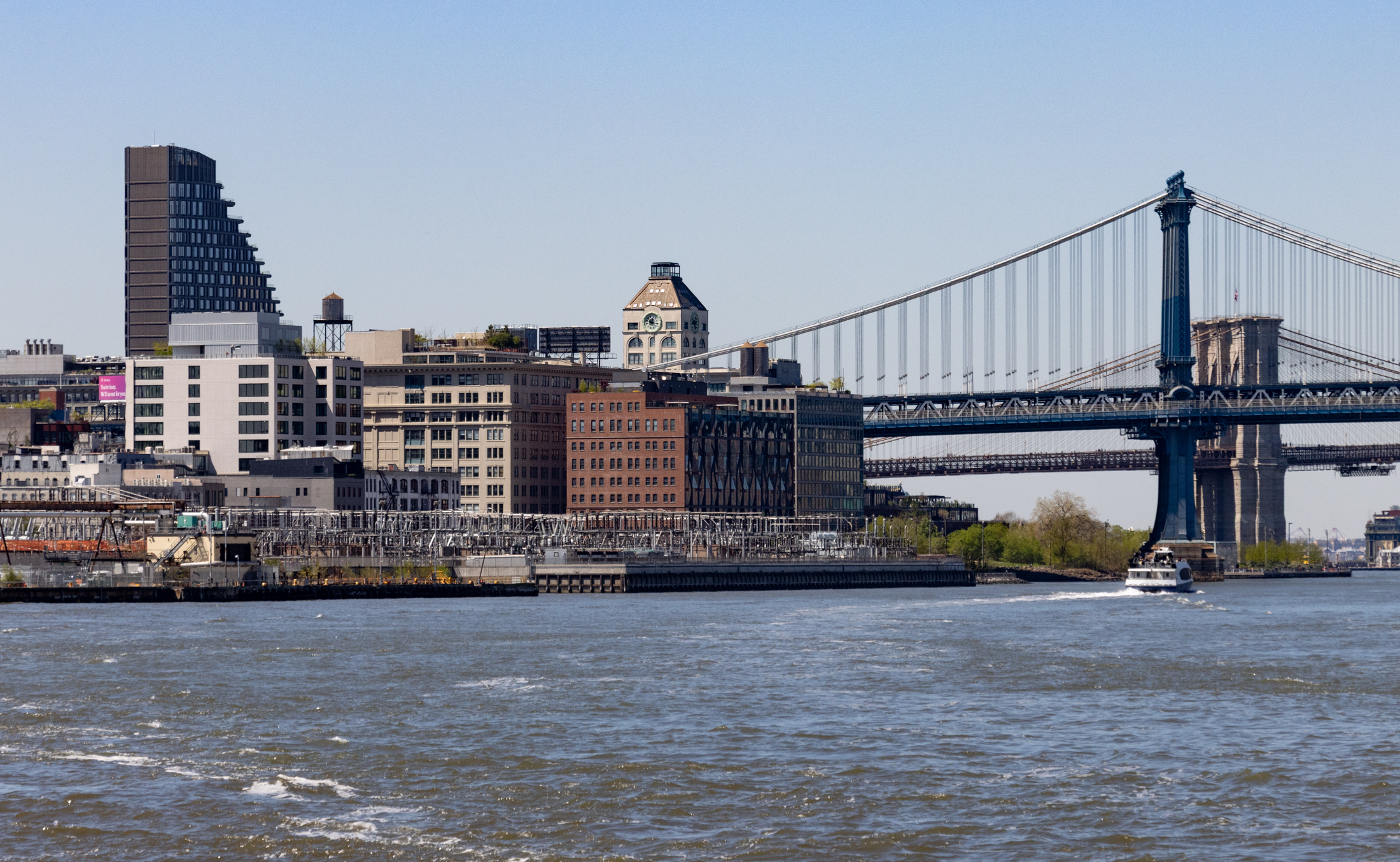 brooklyn - waterfront view of bridges and buildings in Dumbo